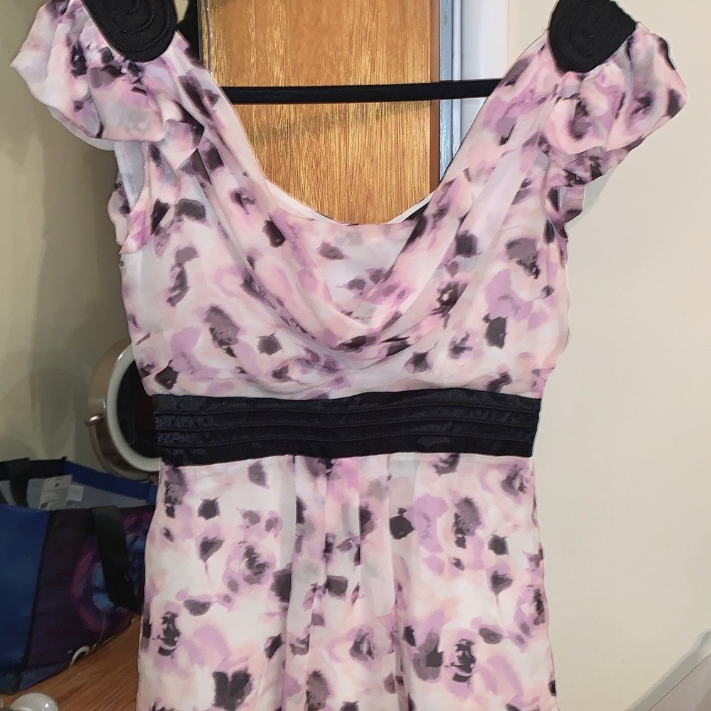Bebe 100% Silk Floral Top XS XXS